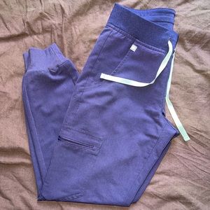 FIGS Zamora Joggers in purple shadow